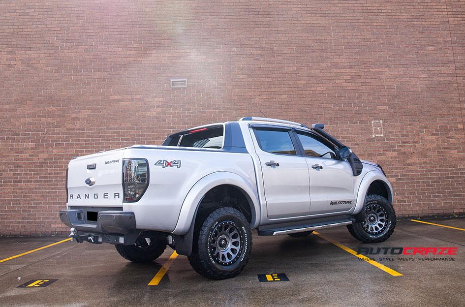 FORD-RANGER-VECTOR-MATTE-GUN-METAL